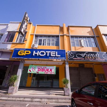 Golden Pearl Hotel Near Universiti Tun Hussein Onn Malaysia Uthm Batu Pahat Extérieur photo