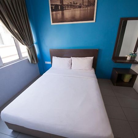 Golden Pearl Hotel Near Universiti Tun Hussein Onn Malaysia Uthm Batu Pahat Extérieur photo