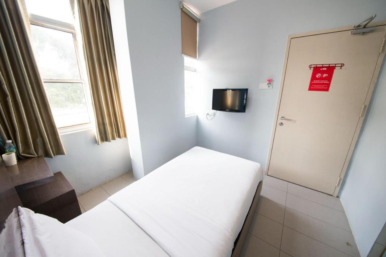 Golden Pearl Hotel Near Universiti Tun Hussein Onn Malaysia Uthm Batu Pahat Extérieur photo
