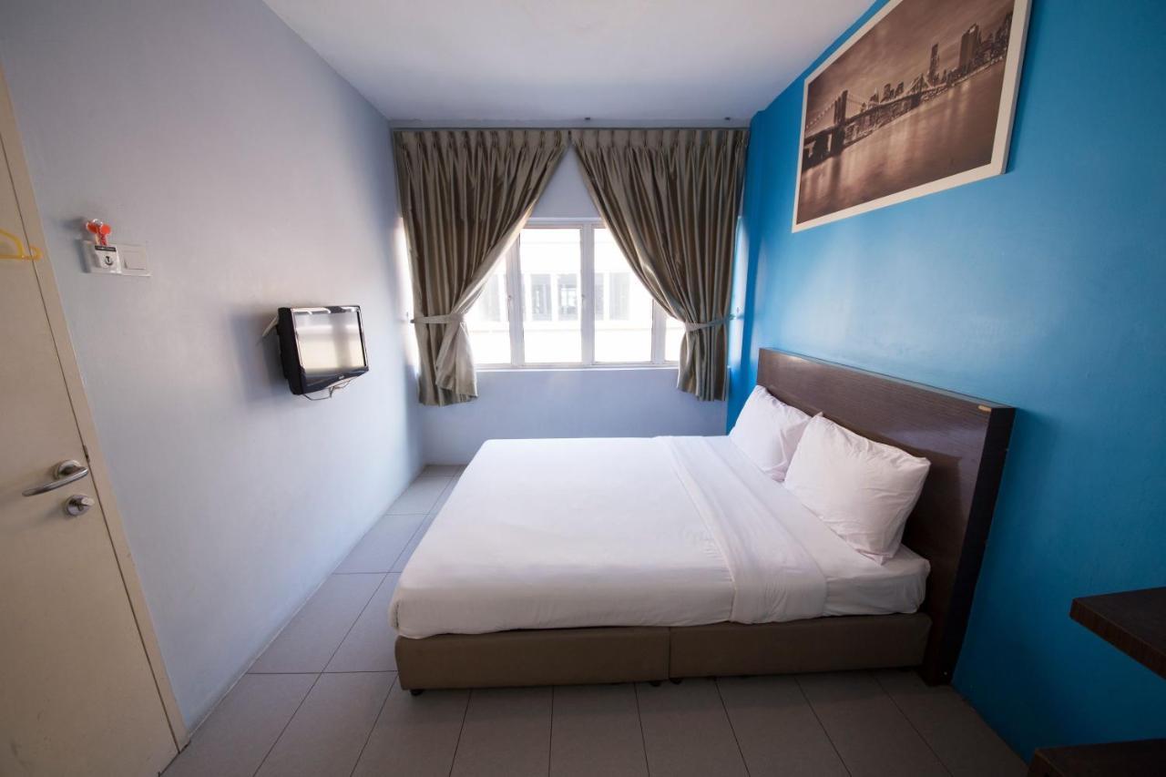 Golden Pearl Hotel Near Universiti Tun Hussein Onn Malaysia Uthm Batu Pahat Extérieur photo