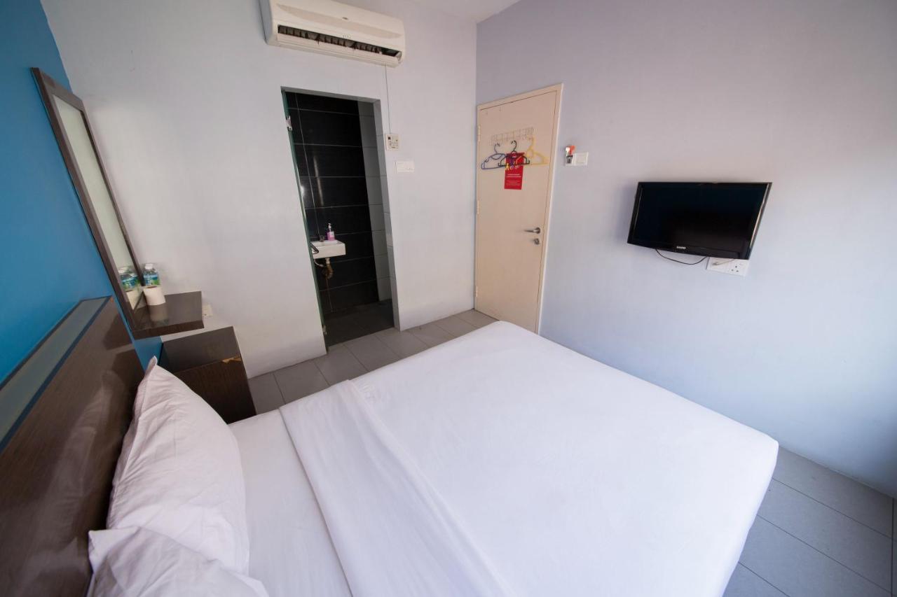 Golden Pearl Hotel Near Universiti Tun Hussein Onn Malaysia Uthm Batu Pahat Extérieur photo