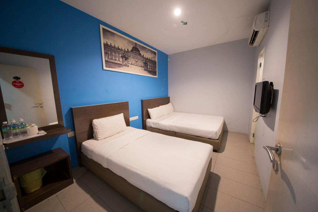 Golden Pearl Hotel Near Universiti Tun Hussein Onn Malaysia Uthm Batu Pahat Extérieur photo